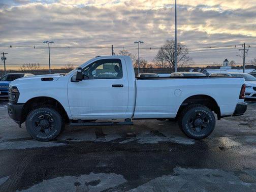 2026 RAM 2500 Tradesman Regular Cab 4x4 8' Box