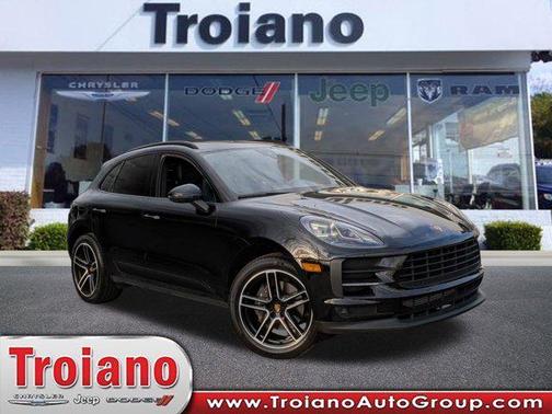 2021 Porsche Macan AWD