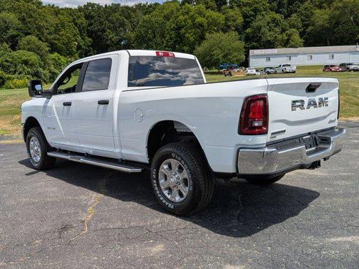 2025 RAM 2500 Big Horn Crew Cab 4x4 6'4' Box