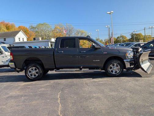 2019 RAM 2500 Big Horn Crew Cab 4x4 6'4' Box