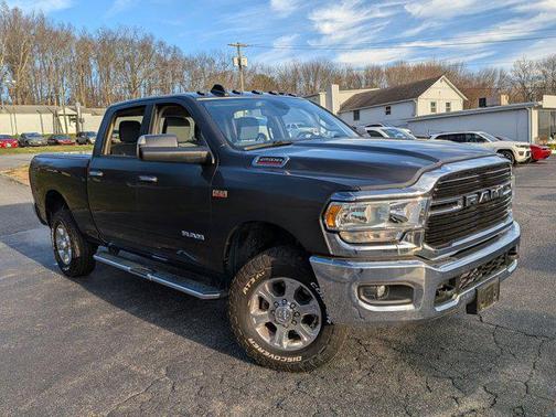 2019 RAM 2500 Big Horn Crew Cab 4x4 6'4' Box