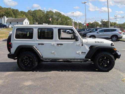 2022 Jeep Wrangler Willys