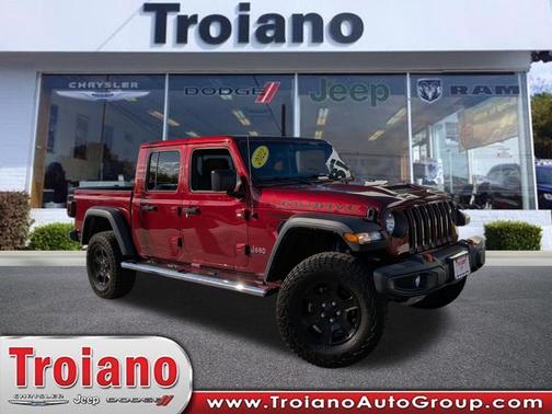 Snazzberry Pearlcoat 2022 Jeep Gladiator Mojave