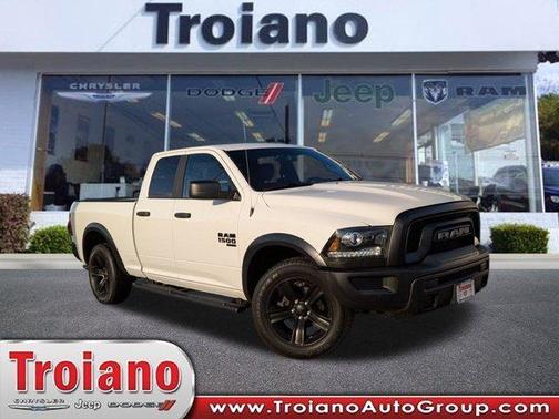 Bright White Clearcoat 2022 RAM 1500 Classic SLT