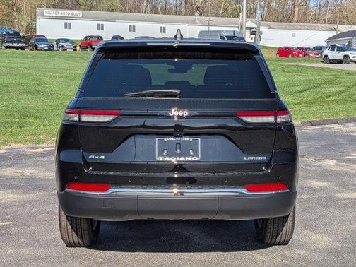 Diamond Black 2026 Jeep Grand Cherokee Laredo X