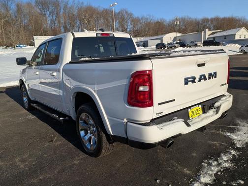 Bright White Clearcoat 2025 RAM 1500 Big Horn