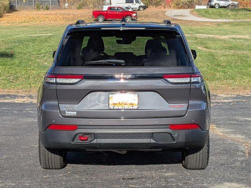 2022 Jeep Grand Cherokee Trailhawk