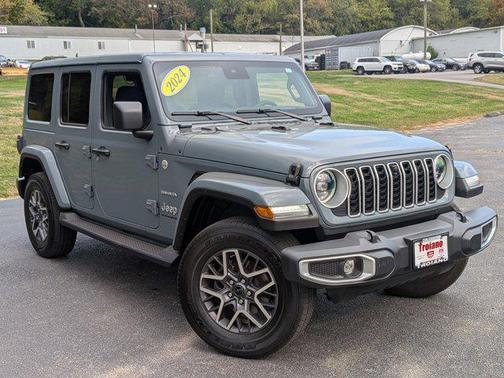 2024 Jeep Wrangler 4-Door Sahara 4x4