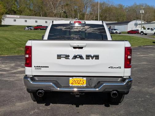 Bright White Clearcoat 2025 RAM 1500 Laramie