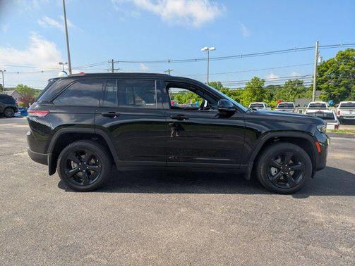 2024 Jeep Grand Cherokee Limited X