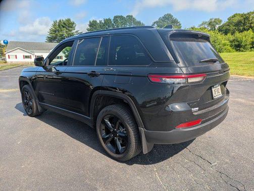 2024 Jeep Grand Cherokee Limited X
