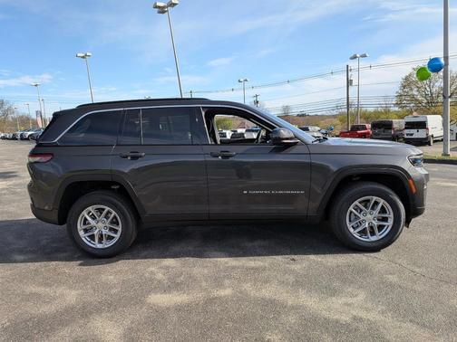 Metallic 2026 Jeep Grand Cherokee Laredo X