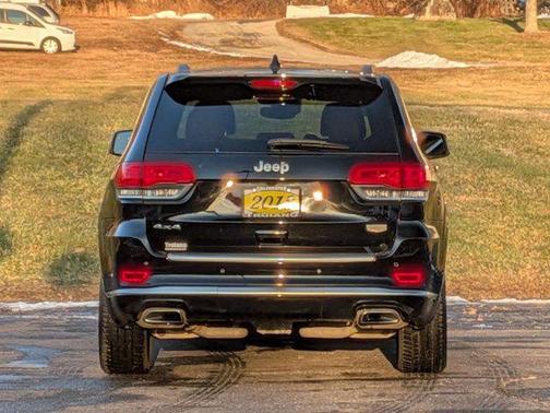 2018 Jeep Grand Cherokee Summit