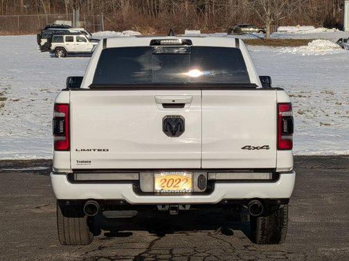 2022 RAM 1500 Classic Warlock Quad Cab 4x4 6'4' Box