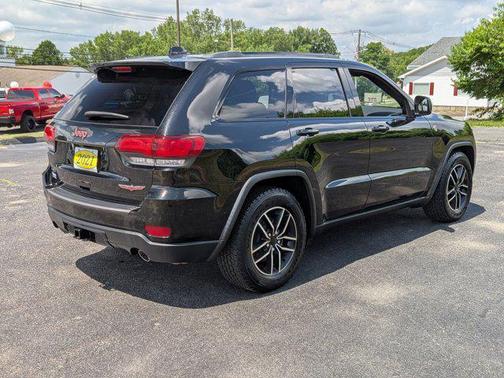 2021 Jeep Grand Cherokee Trailhawk