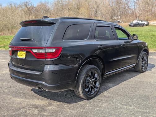 DB Black Clearcoat 2022 Dodge Durango GT