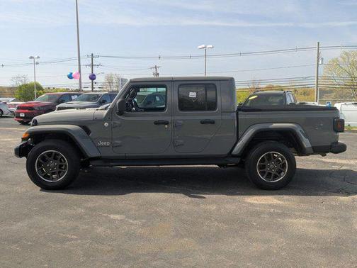 2021 Jeep Gladiator Overland