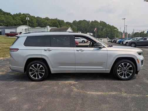 2022 Jeep Grand Cherokee L Overland