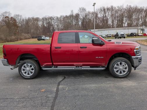 Molten Red Pearlcoat 2026 RAM 2500 Big Horn