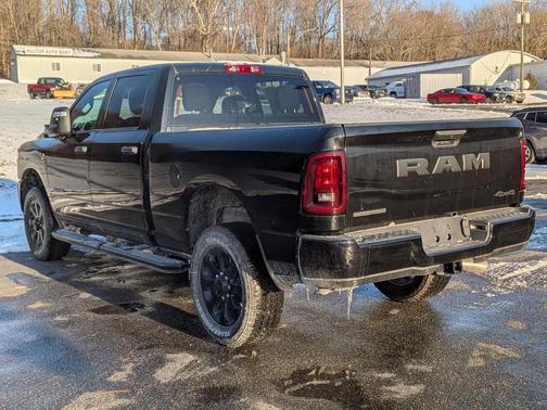 Diamond Black 2026 RAM 2500 Big Horn
