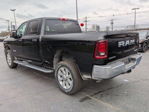 2026 RAM 2500 Big Horn Crew Cab 4x4 6'4' Box
