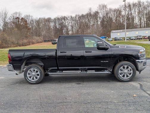 2026 RAM 2500 Big Horn Crew Cab 4x4 6'4' Box