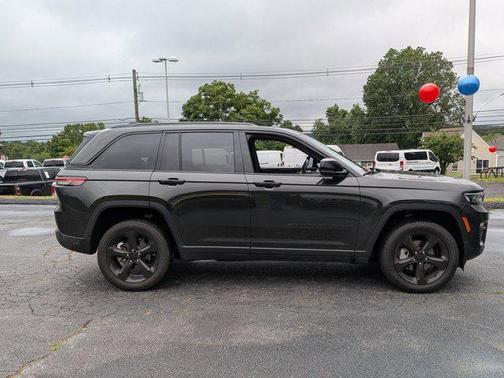 2024 Jeep Grand Cherokee Limited X