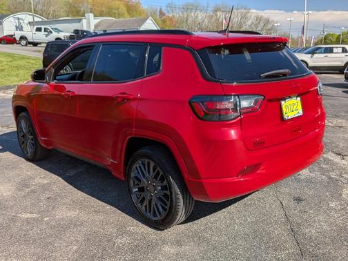 Redline Pearlcoat 2022 Jeep Compass (RED) Edition