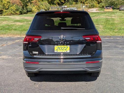 2022 Volkswagen Tiguan 2.0T SE 4MOTION