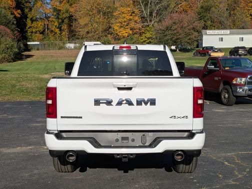 Bright White Clearcoat 2026 RAM 1500 Big Horn