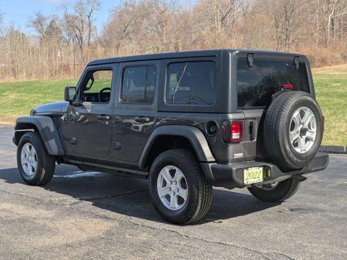 2022 Jeep Wrangler Unlimited Sport