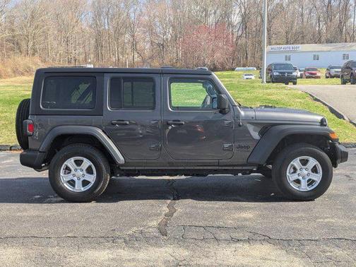 2022 Jeep Wrangler Unlimited Sport