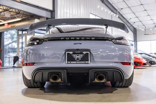 2023 Porsche 718 Cayman GT4