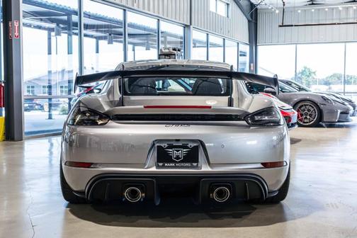 2025 Porsche 718 Cayman GT4 RS