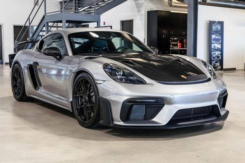 2025 Porsche 718 Cayman GT4 RS