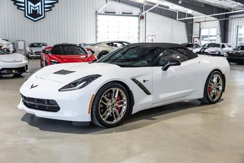Arctic White 2018 Chevrolet Corvette Stingray Z51