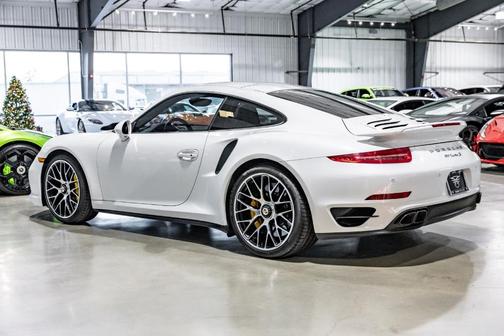 2015 Porsche 911 Turbo S