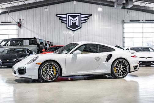 2015 Porsche 911 Turbo S