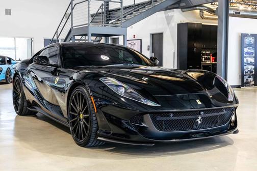 2018 Ferrari 812 Superfast Base
