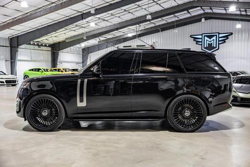 2023 Land Rover Range Rover P530 SE