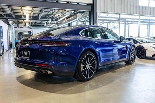 2023 Porsche Panamera Turbo S