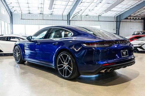 2023 Porsche Panamera Turbo S