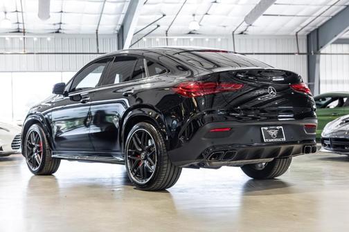 Obsidian Black Metallic 2025 Mercedes-Benz AMG GLE 63 S