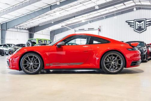 2024 Porsche 911 Carrera