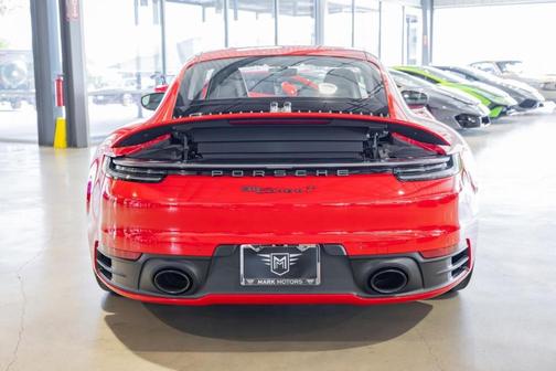 2024 Porsche 911 Carrera