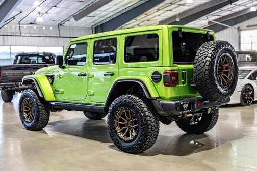 2025 Jeep Wrangler Rubicon 392