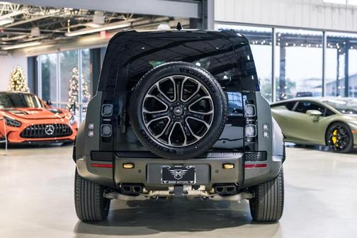 2025 Land Rover Defender OCTA EDITION ONE-FULL STEALTH PPF-22 INCH WHEELS-S