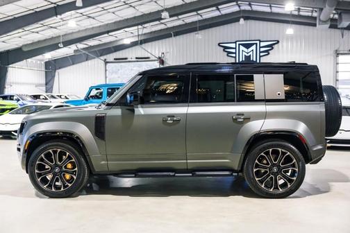 2025 Land Rover Defender OCTA EDITION ONE-FULL STEALTH PPF-22 INCH WHEELS-S