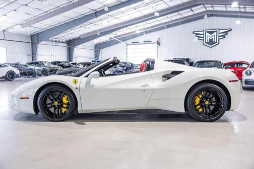 2018 Ferrari 488 Spider Base