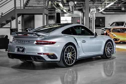 2018 Porsche 911 Turbo